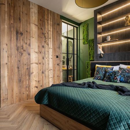 Apartamenty Krupowki Brama 27 Zakopane Exteriör bild