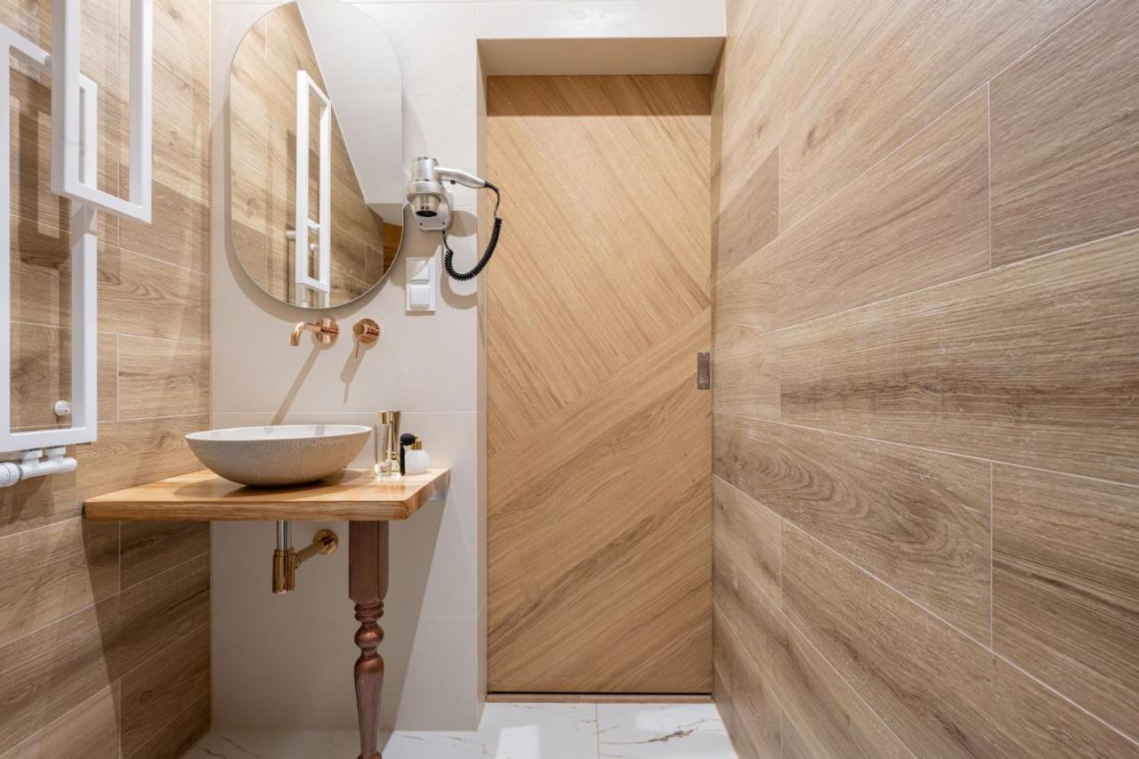 Apartamenty Krupowki Brama 27 Zakopane Exteriör bild